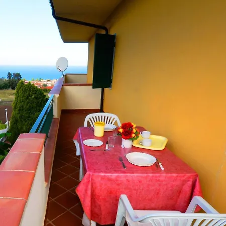 Locazione Turistica Sole N°6 Con Vista Mare E Monte Apartamento *